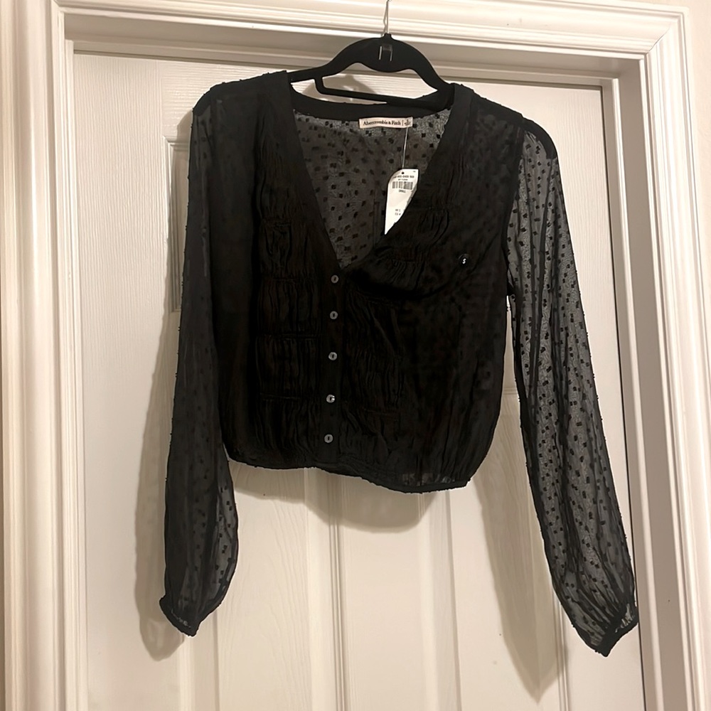 NWT Abercrombie black blouse